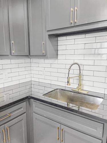 Clubhouse-Kitchen-5